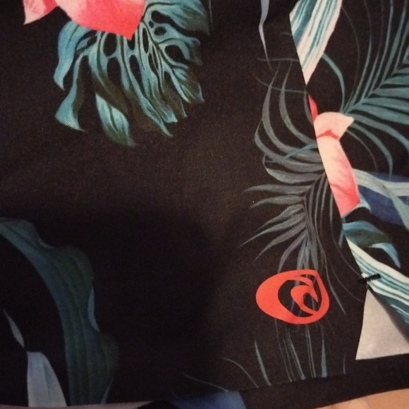 Rip Curl swimming shorts size 14 - Picture 2 of 3